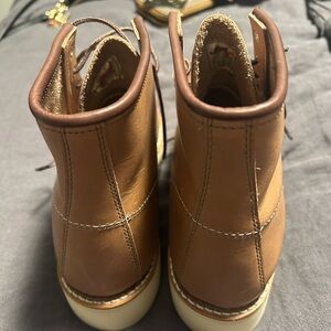 Red Wing Women's CLASSIC MOC® Size 11.